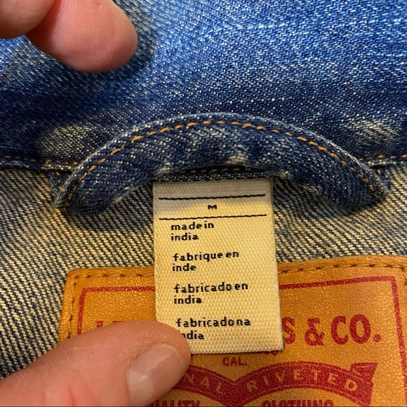 Custom Cut Levi's Cropped Denim Jean Vest Red Tab Medium/Dark Blue Wash M - Picture 14 of 15